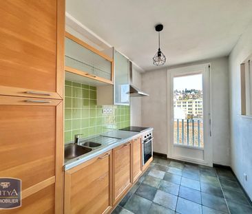 Location Appartement 2 pièces 53m² ST ETIENNE 42100 - Photo 2