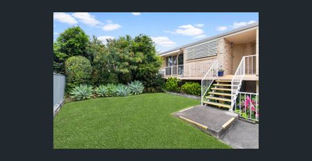 FULLY ESTABLISHED COASTAL UNIT! - Photo 5