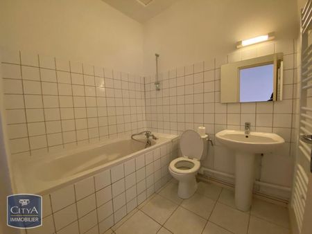 Location Appartement 2 pièces 50m² DIEPPE 76200 - Photo 3