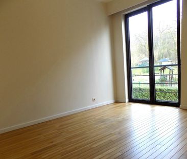 Appartement - à louer - Photo 2