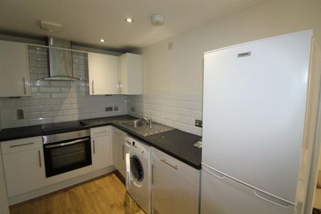 2 bedroom apartment to rent - Photo 5