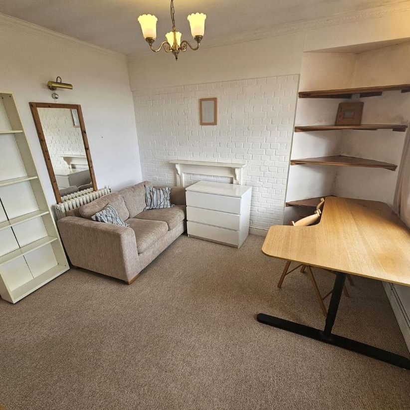 Hamlet Gardens, London, W6 0RP - Photo 1