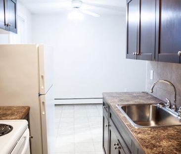 Unit 102, 3811 54 Avenue, Red Deer, Alberta - Photo 2