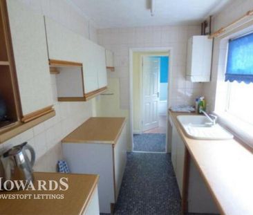 3 bedroom terraced house to rent - Photo 1