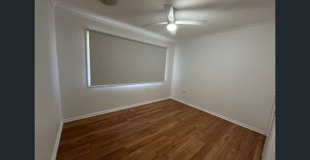 MODERN FAMILY HOME WITH SPACIOUS OUTDOOR LIVING - Photo 4