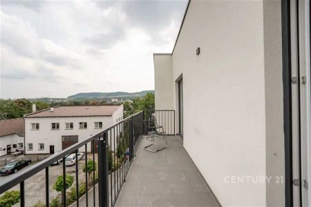 Pronájem novostavby bytu 3+kk s balkonem, sklepem a parkovacím stáním, Beroun - Photo 4