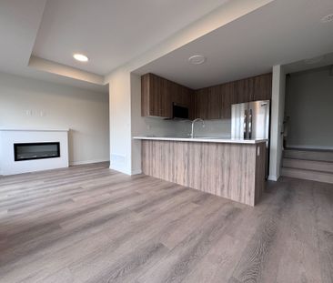 For Lease - 74 Matawin Lane, Richmond Hill, Ontario - Photo 5