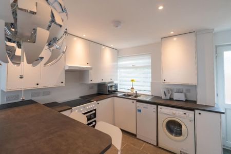 5 bedroom house to rent - Photo 3