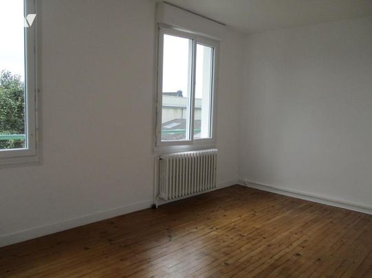 Maison rénovée : CARHAIX - Photo 1