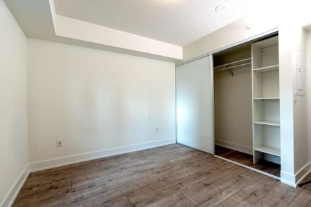 For Lease - 10 Eva Road Unit# 301, Toronto, Ontario - Photo 2