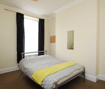 4 bedroom house share to rent - Photo 4