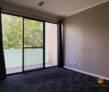 Adelaide CBD - Photo 1