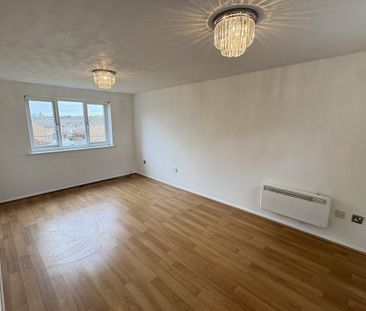 Howard Close - Photo 6