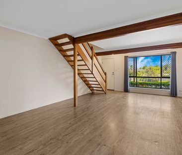 Cosy townhouse in a superb location - Photo 4