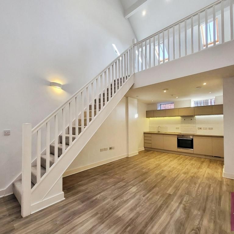 2 bedroom flat to rent - Photo 1