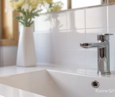 Immaculately Presented - Photo 5