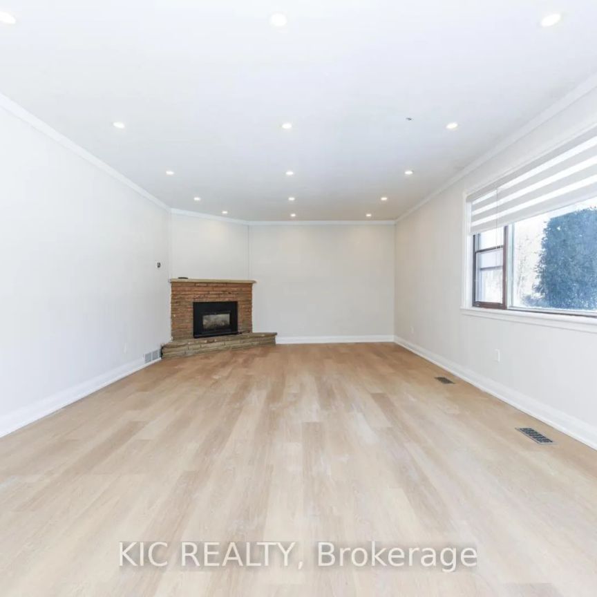 69 CENTRE STREET N - Photo 1