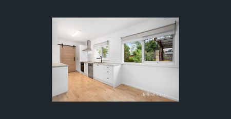 Spacious Family Home in Prime Watsonia Location - Photo 2