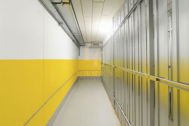 Trzypokojowe mieszkanie z garażem przy PKP Wesoła - Zdjęcie 1