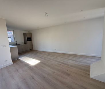 Appartement te huur: Gijsbrecht van Amstelstraat 115-A 1214 AW Hilv... - Photo 3