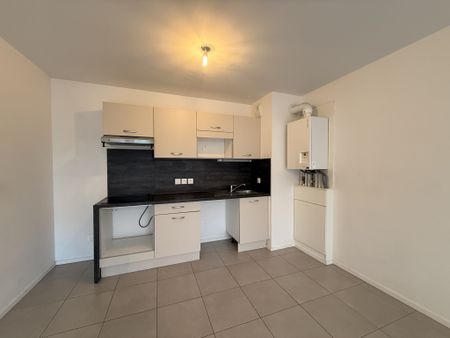 Location Appartement 3 pièces 65m² CENON 33150 - Photo 3
