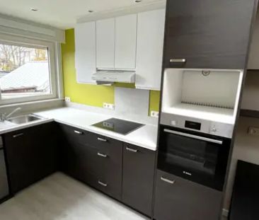 Volledig vernieuwde, energiezuinige bel-étagewoning. Huur €7 - Photo 4