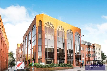 Studio to rent - Photo 2