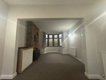 Cheveral Avenue, Radford - Photo 2