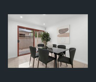 Large Family Home - Photo 3