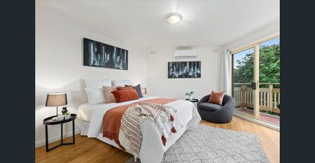 Stylish, Spacious & Perfectly Positioned - Photo 4