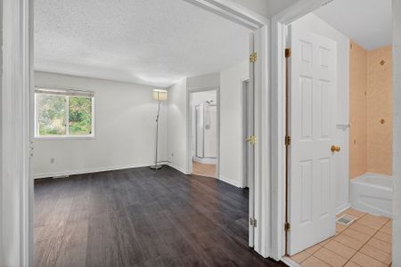 For Lease - 9 CARWOOD Circle, Overbrook - Castleheights and Area, Ontario - Photo 4