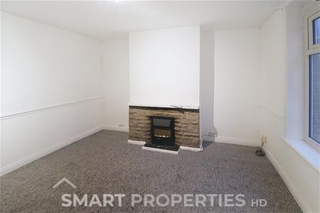 Fartown Green Road, Huddersfield - Photo 2