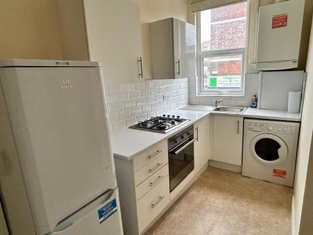 Studio to rent - Photo 5