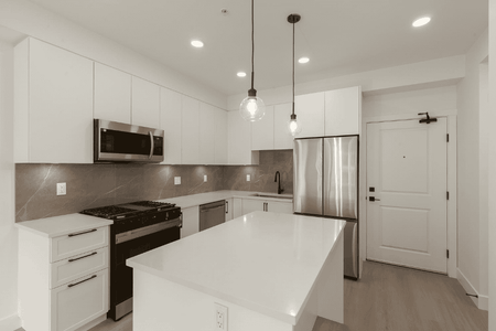 405-3528 146A Street, Surrey - Photo 4