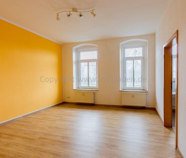 Einbauküche, Balkon, modernes Bad, Hochparterre - 2 Zimmerwohnung i... - Foto 1