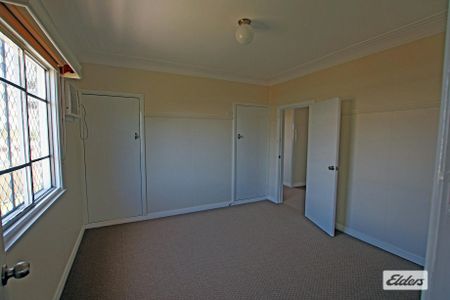 Solid Family Home - Photo 5