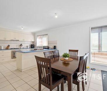 1/21 Balmoral Drive, Golden Square - Photo 1