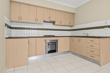 Modern 2-Bedroom Home in Fawkner - Photo 2