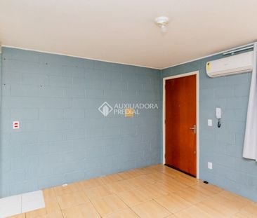 Apartamento com 2 quartos e 39m² para alugar em Mário Quintana, Por... - Foto 4