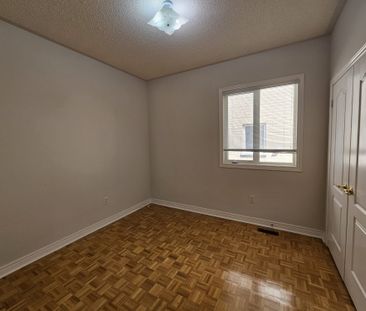 For Lease - 23 Amelynn Crescent, Vaughan, Ontario - Photo 4