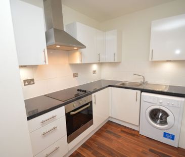 1 bedroom flat to rent - Photo 3