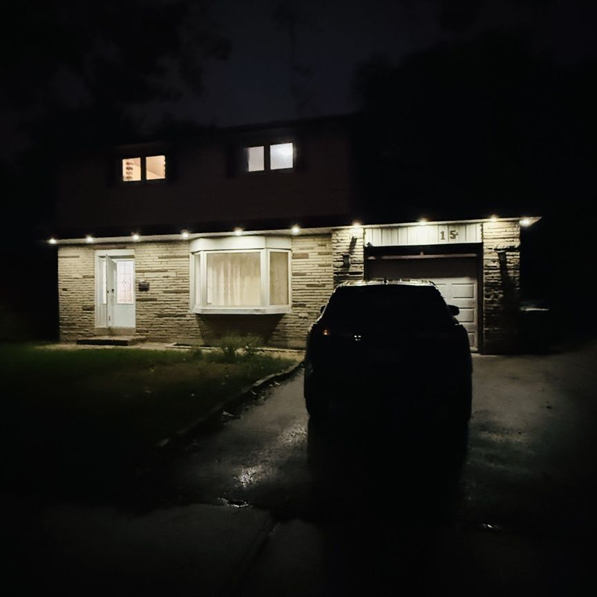 For Lease - 15 Berkham Road Unit# Bsmt, Toronto, Ontario - Photo 1