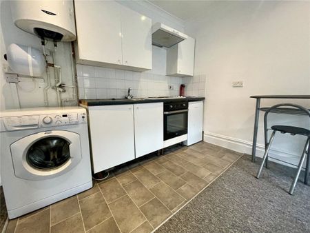 Norwich Avenue West, Bournemouth, Dorset, BH2 - Photo 2