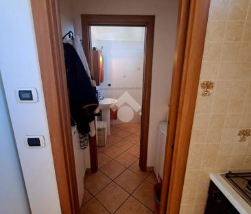 Monolocale in affitto - Photo 3