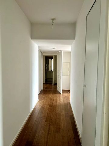 Superbe F4 de 94 m² + parking + 2 balcons Rouen droite - Photo 4