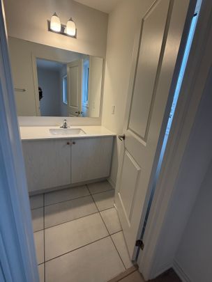 For Lease - 103 Sanderson Drive, Kawartha Lakes, Ontario - Photo 1