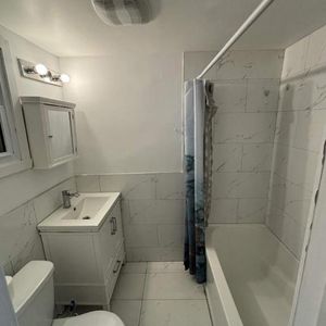 2 CH - 1 SDB - Montréal - $1,500 /mo - Photo 2