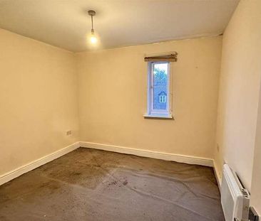 Jubilee Drive, Birmingham, B20 - Photo 2