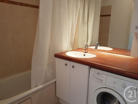 Location Appartement 2 pièces 43m² MONTAUBAN 82000 - Photo 4