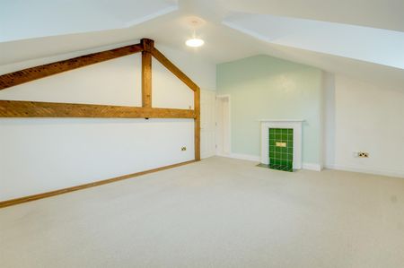 A 2 Bedroom Flat in Montpellier GL50 2PQ - Photo 5